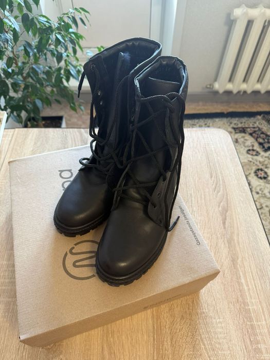 Продам берцы зимние размер 40