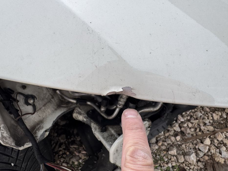 Предвн капак за Ауди Q3 2012