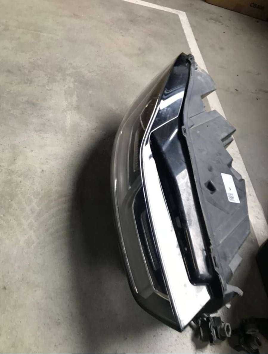 Faruri jaguar I Pace stanga si dreapta an 2019