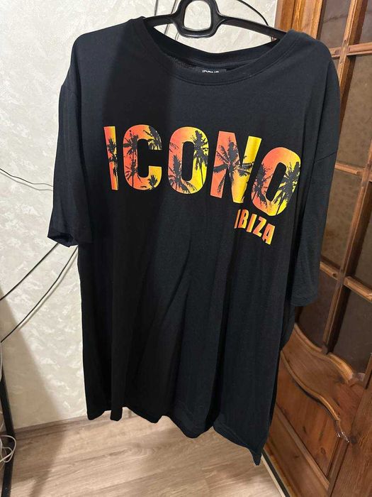 Продам мужскую футболку