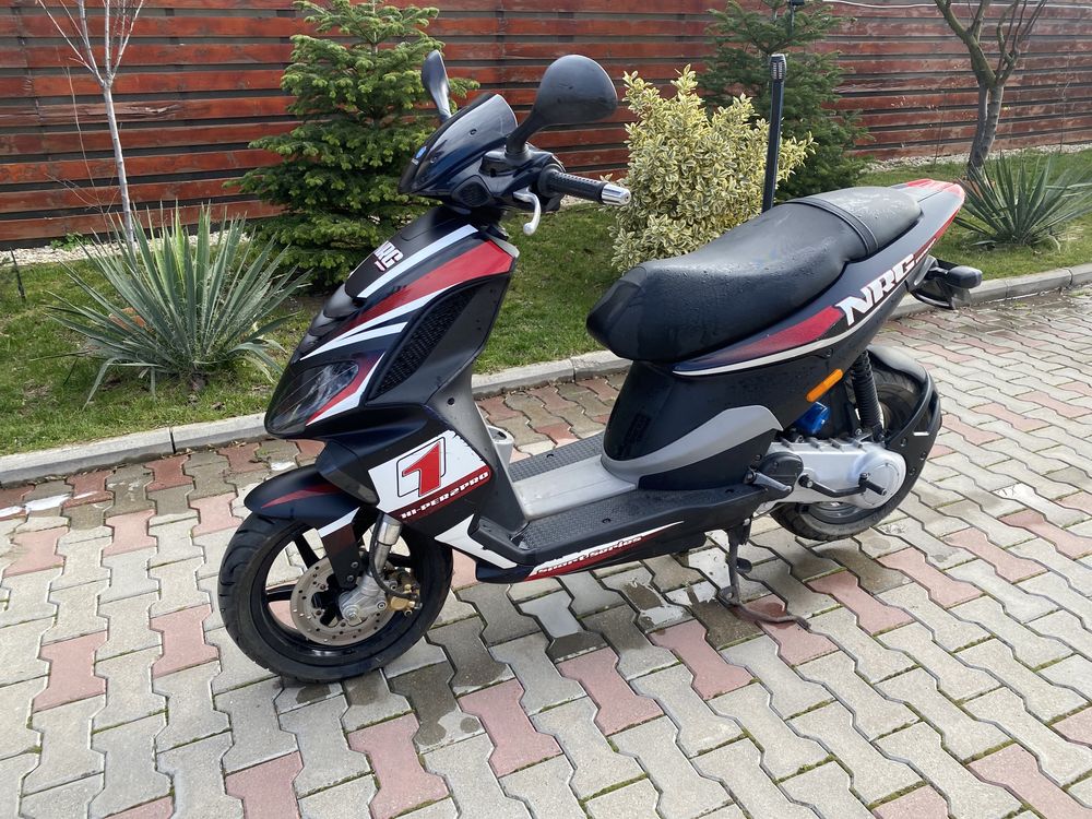 Vand Scuter Piaggio NRG