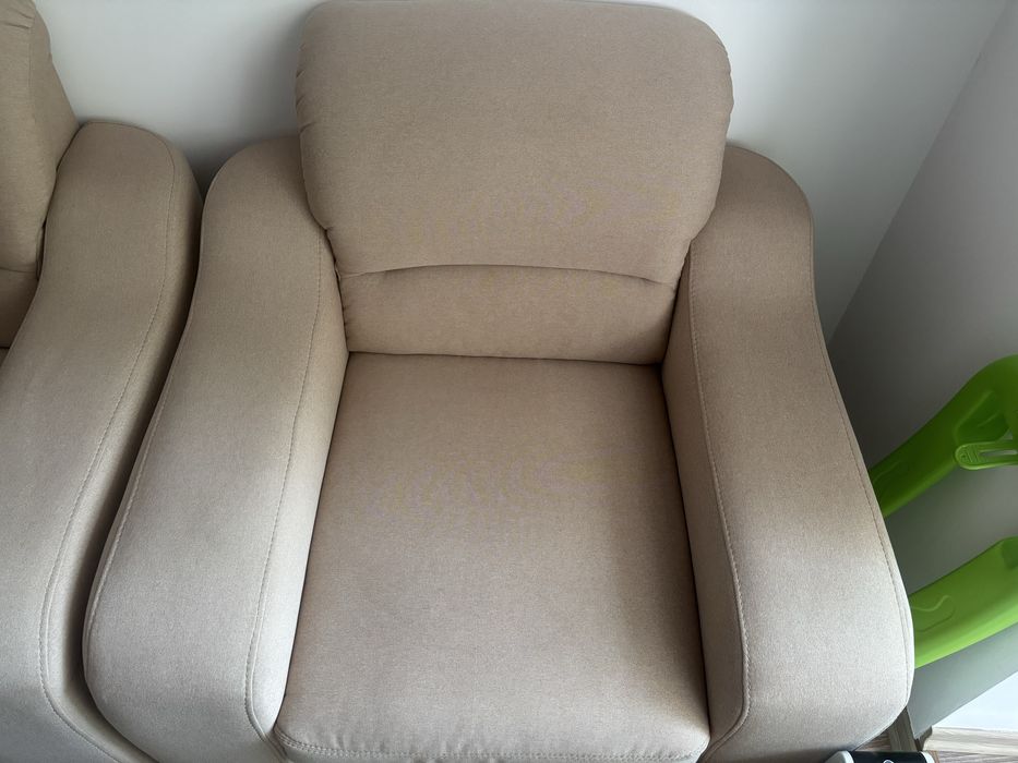 Canapea cu 2 fotolii