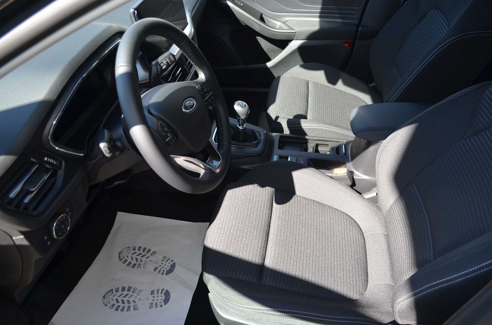 Ford Focus Titanium 1.0L mHEV FWD