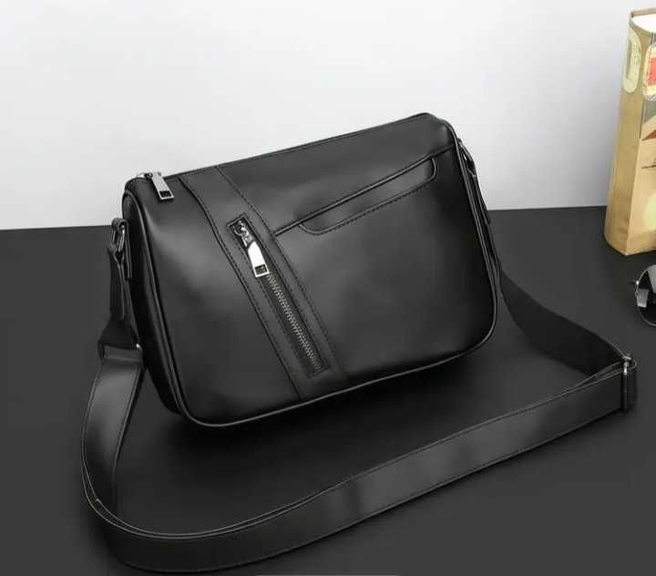 Чанта за мъже. През рамо. Стилен модел. Нов.