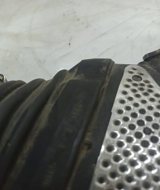 Tubulatura furtun fluture admisie cu debitmetre 3.0 cdi om642 a6420943497 Mercedes-Benz ML W164  [d
