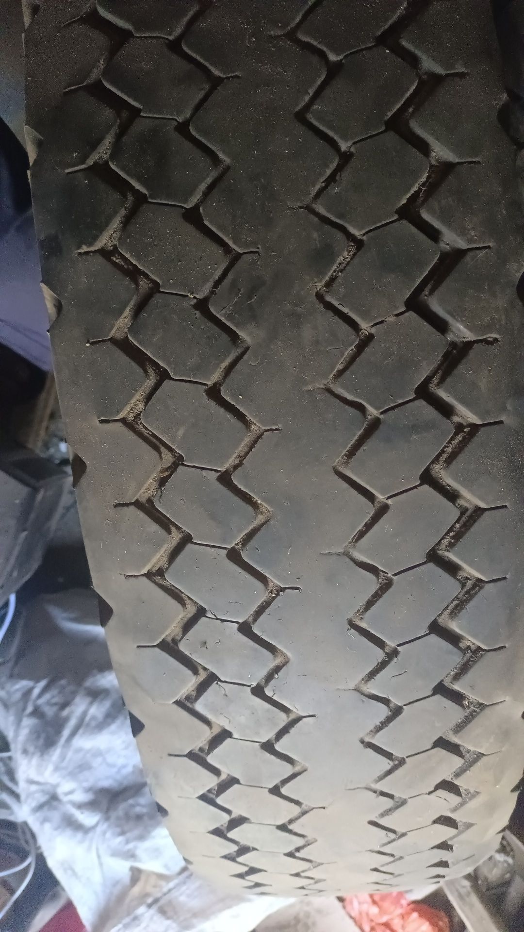 Продам резину размер 11