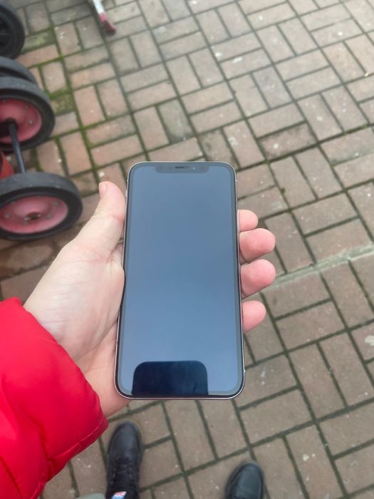 Vand sau schimb Iphone xS