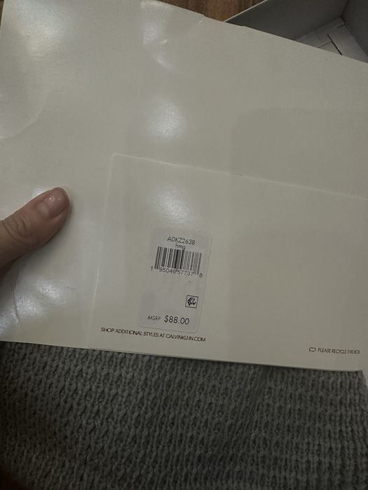 Шапка и шарф от Calvin klein