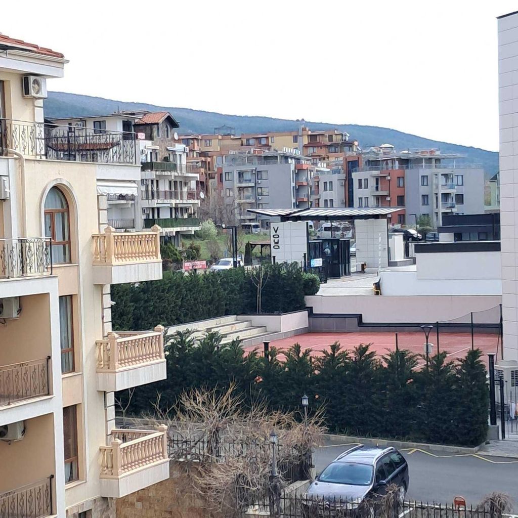 Продава се Тристаен апартамент в Свети Влас - 135 кв.м за 889 €/кв.м - Снимка #18