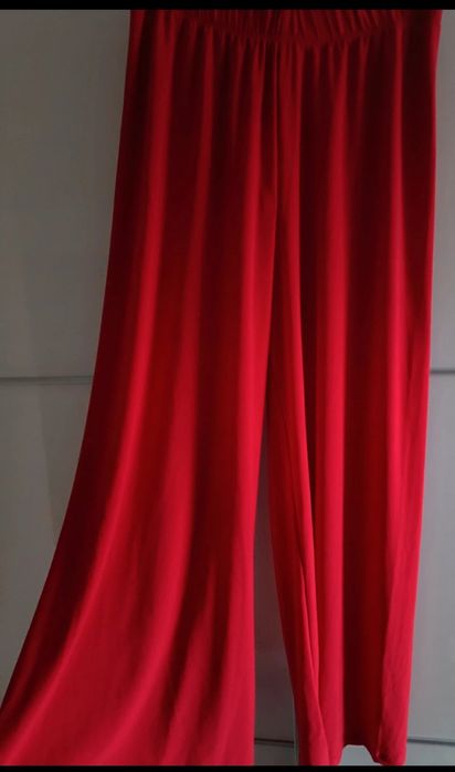 Pantaloni cu cădere ușoară Zara S nou