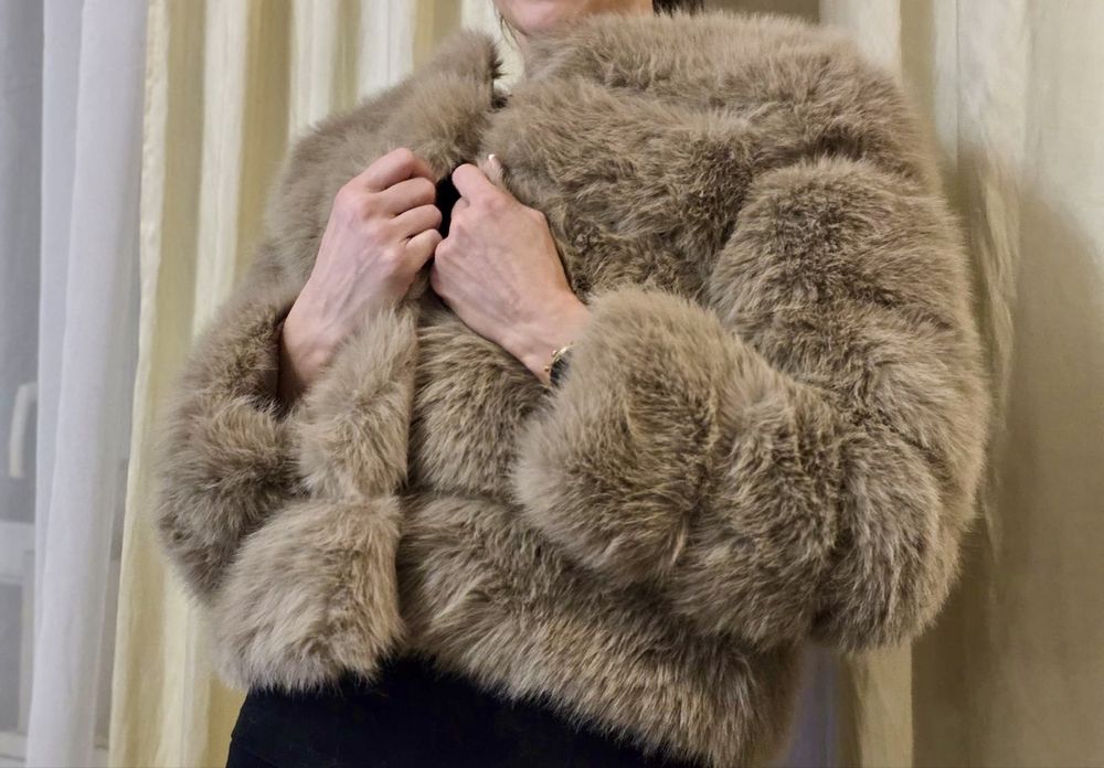 Късо палто от лисица