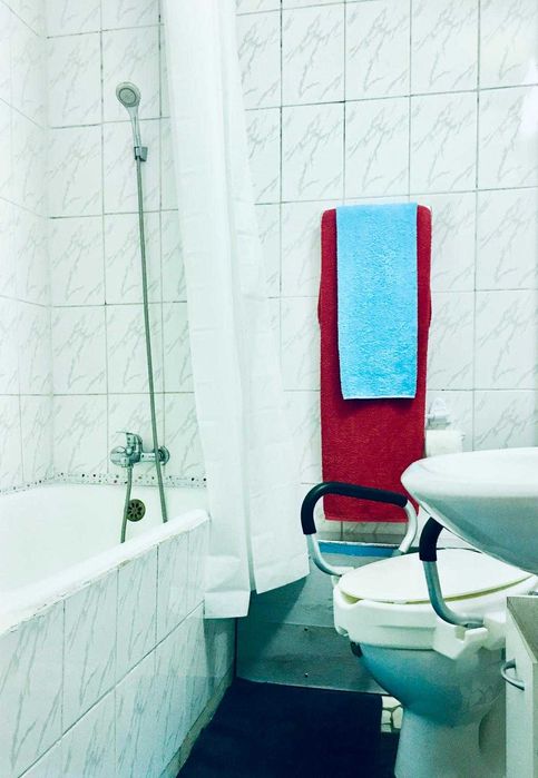 Închiriez garsonieră Piața Norilor