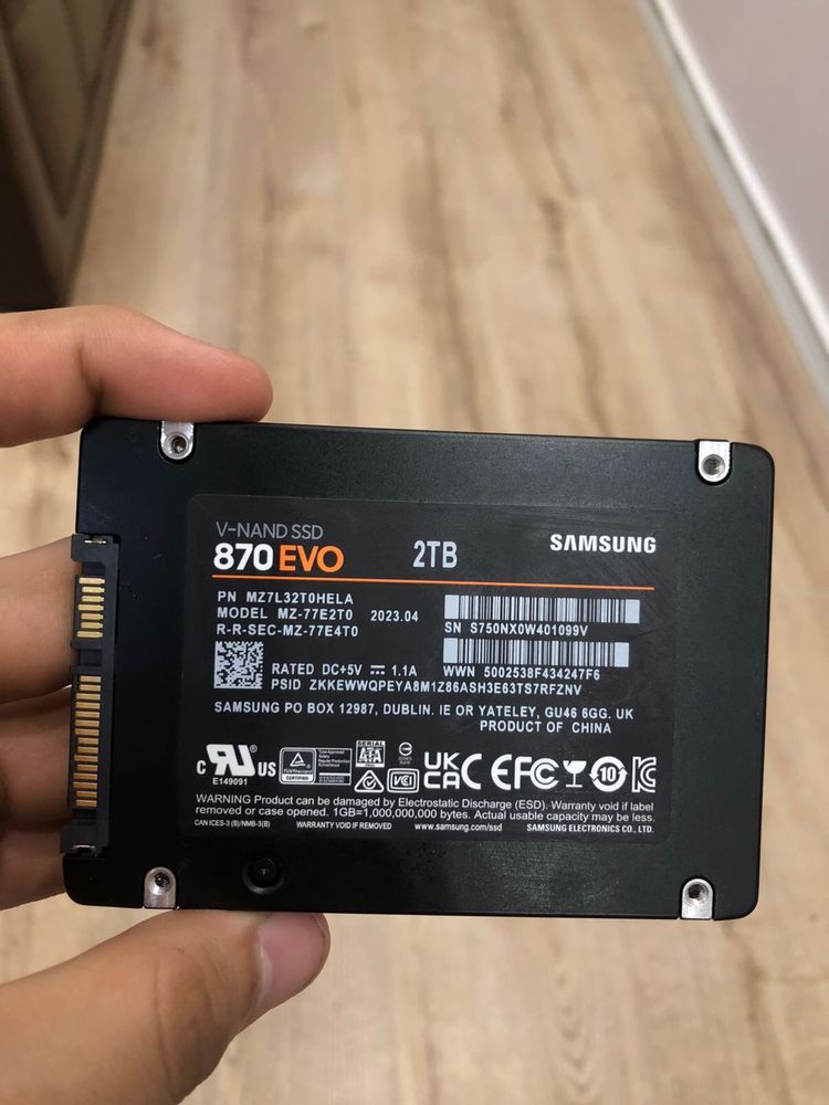 Пррдаю ssd samsung 870evo 2tb