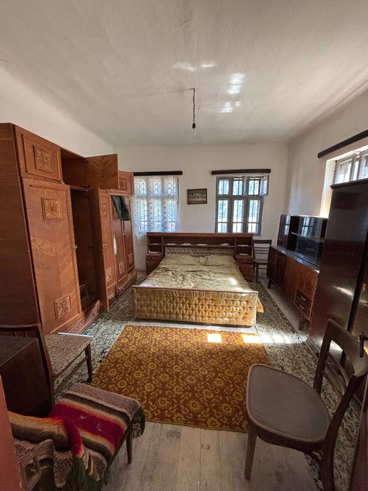 De vânzare casă bătrânească in Măgura, Hulubești, Dâmbovița