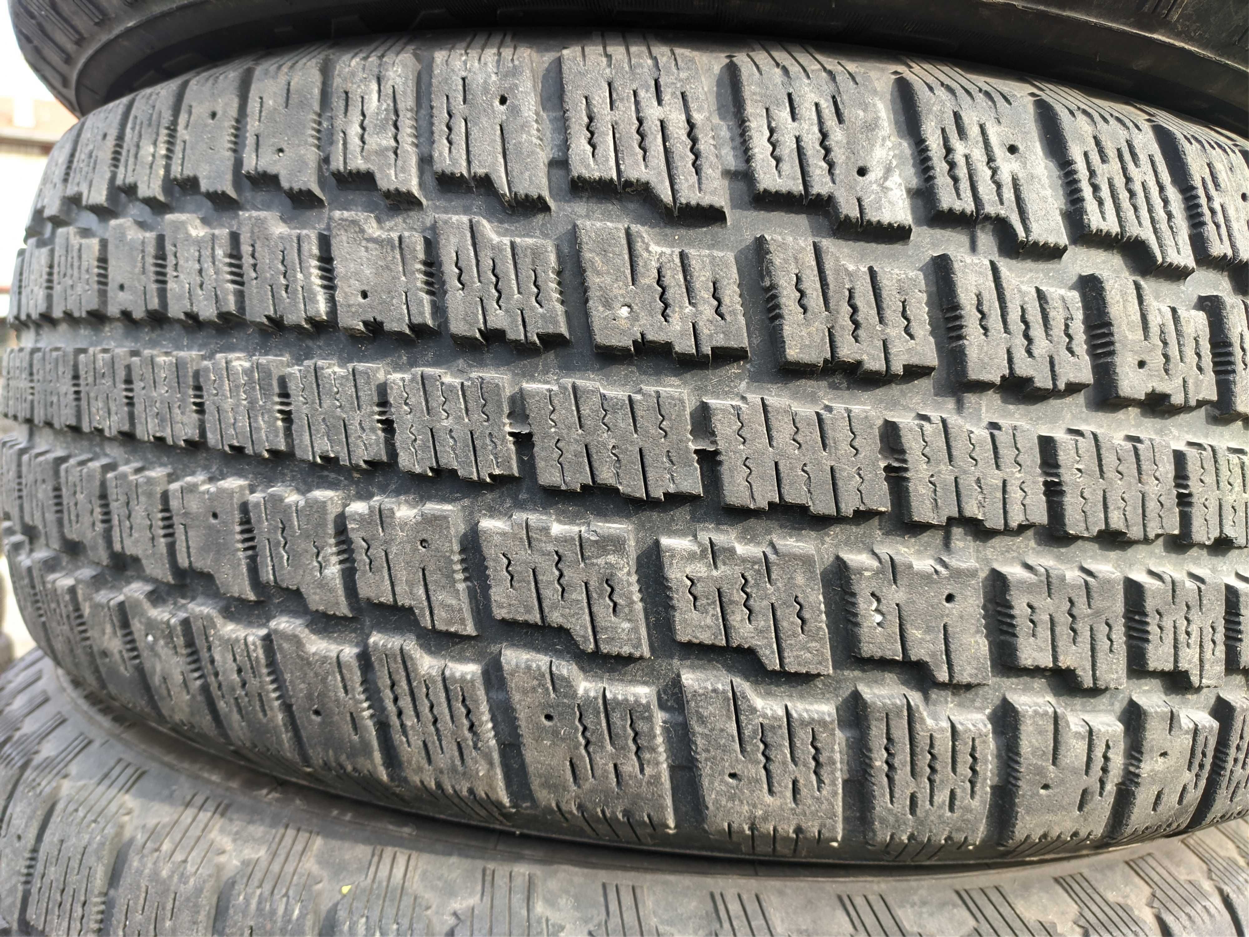 4бр Гуми All Terrain - 235 60 16 - Cooper