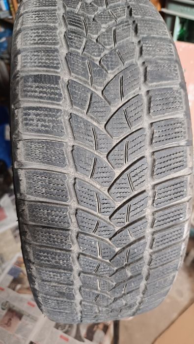 Зимна гума firestone 205/55/ 16"