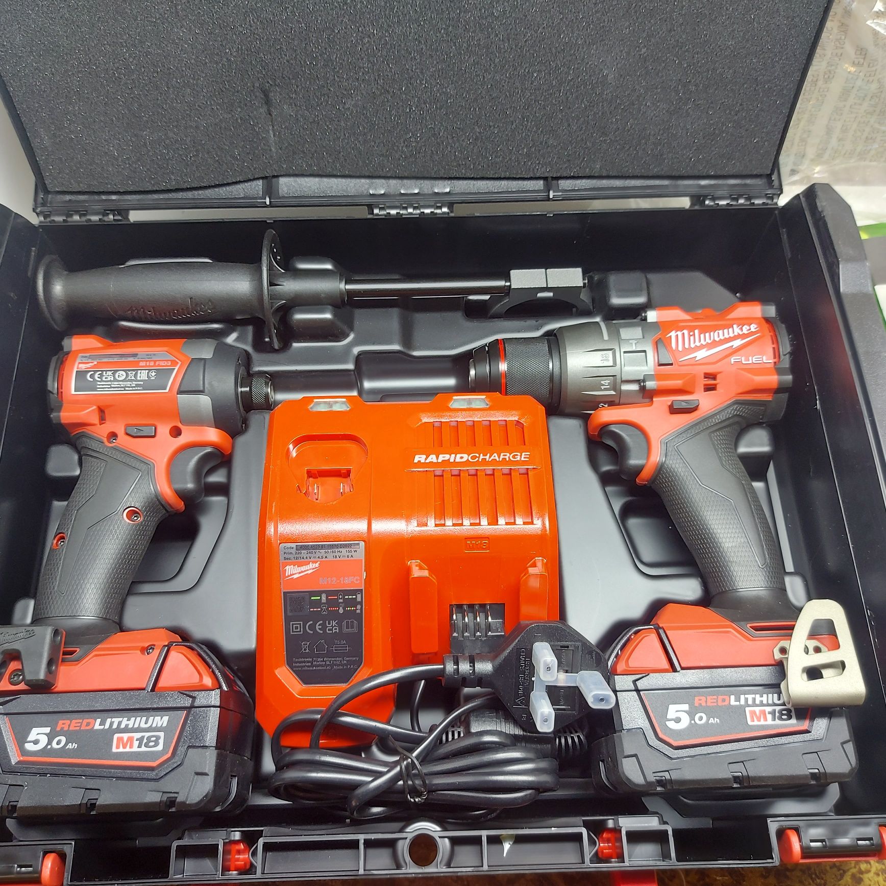 ПРОМОЦИЯ.Топ модел комплект Milwaukee M18 FPP2A3-502X