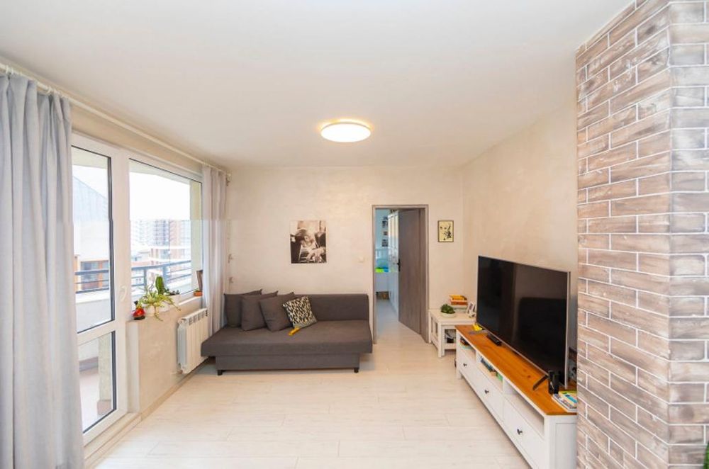 Дава се под наем Двустаен апартамент в София, Лозенец - 70 кв.м за 749 € - Снимка #1