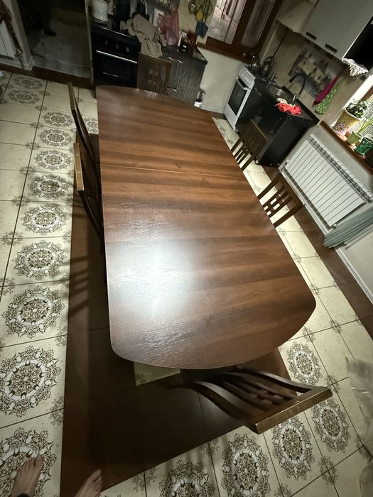 Продам столь в хорошем состяни