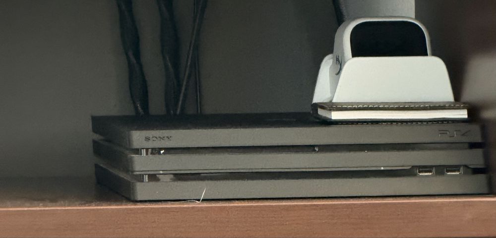 Playstation 4 Pro 2 tb SSD