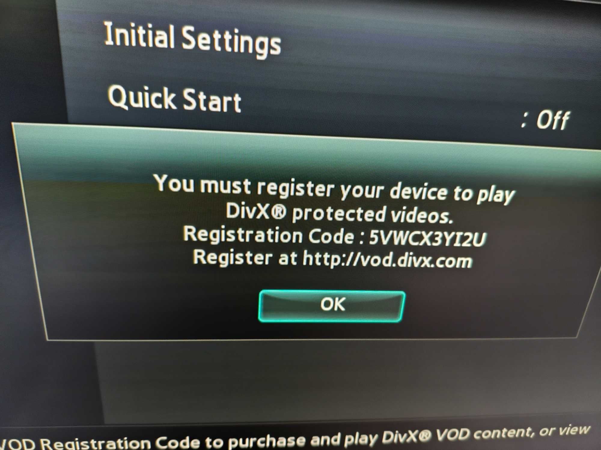 Samsung BD-F5100 Networking Blu-ray & DVD Player
