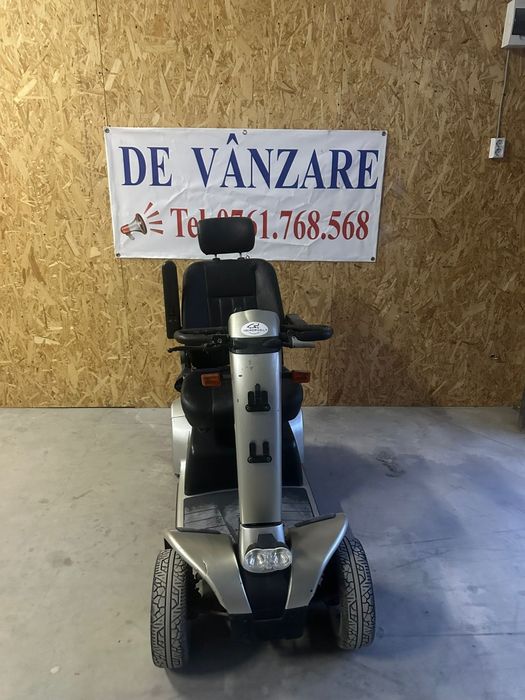 Cărucior scuter electric