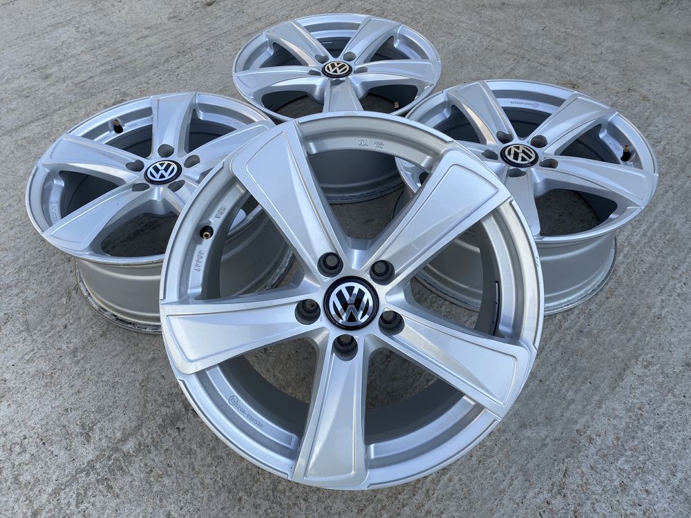 Jante 17 vw passat , golf , tiguan , touran , 5x112 , 7.5j et 37