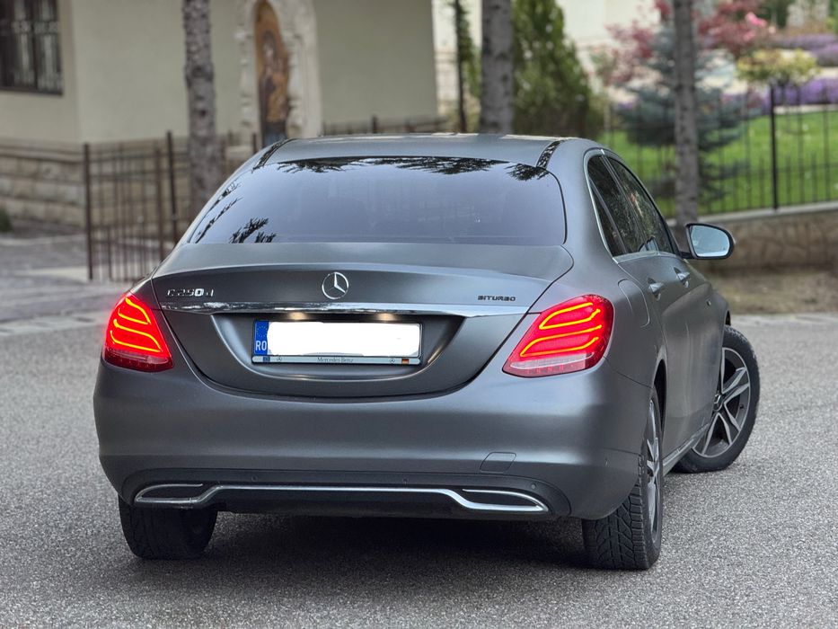 Mercedes C250 2018 204cp Gri mat de fabrica/9 G-tronic/Full led