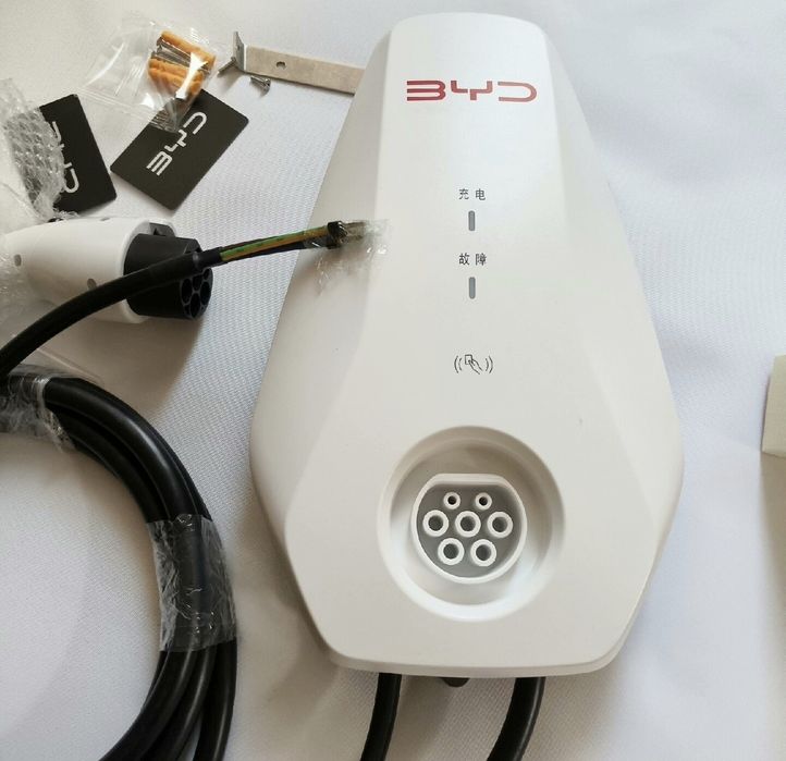 Зарядное устройство BYD 7 кВт для электромобиля — новое