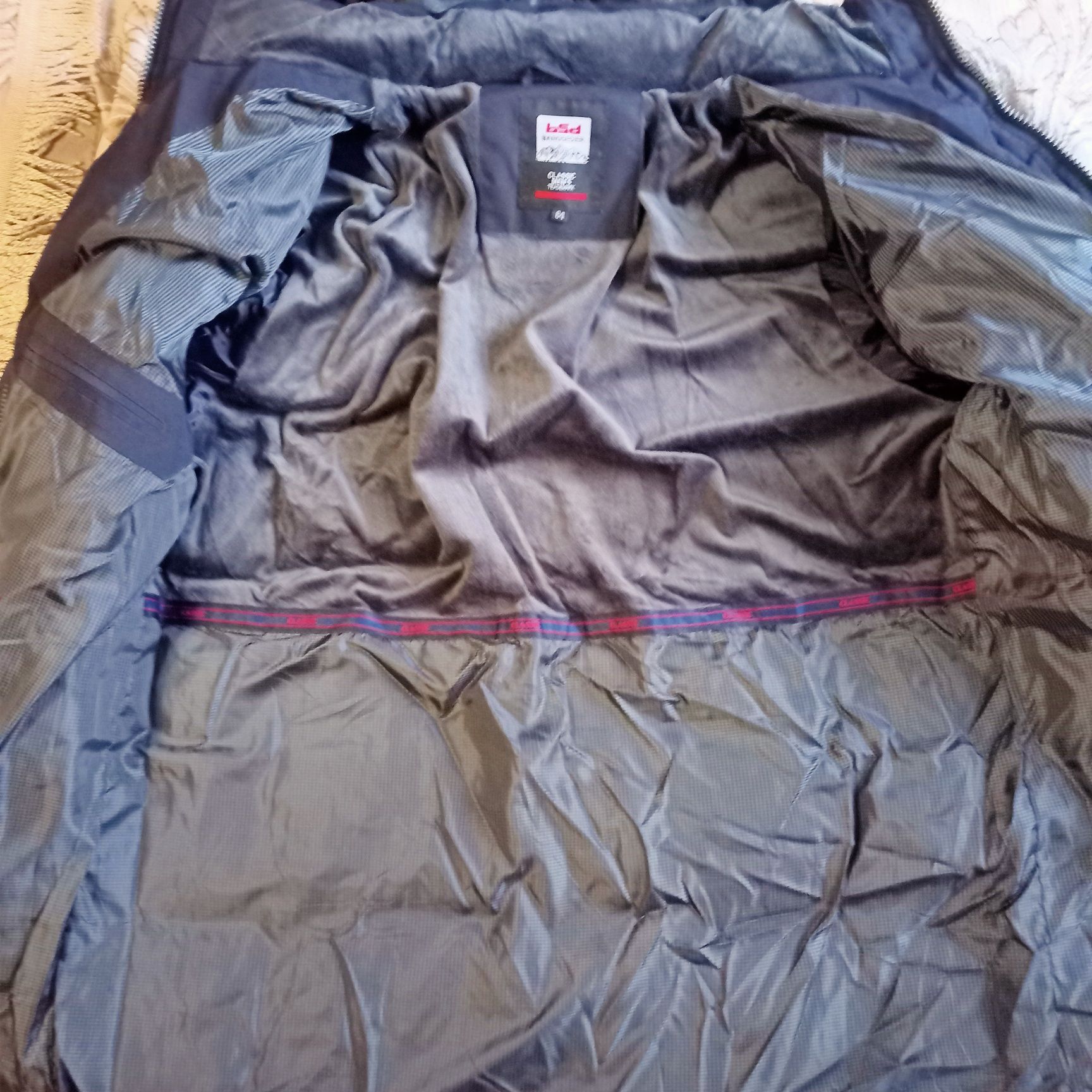 Мужская зимняя куртка 52-54 размер новая