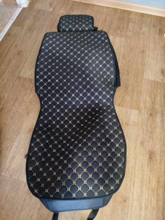 Чехлы 2шт на передние сиденья, б/у
