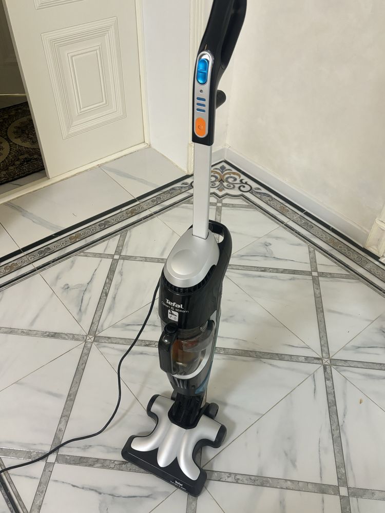 Паровой пылесос Tefal Clean&Steam