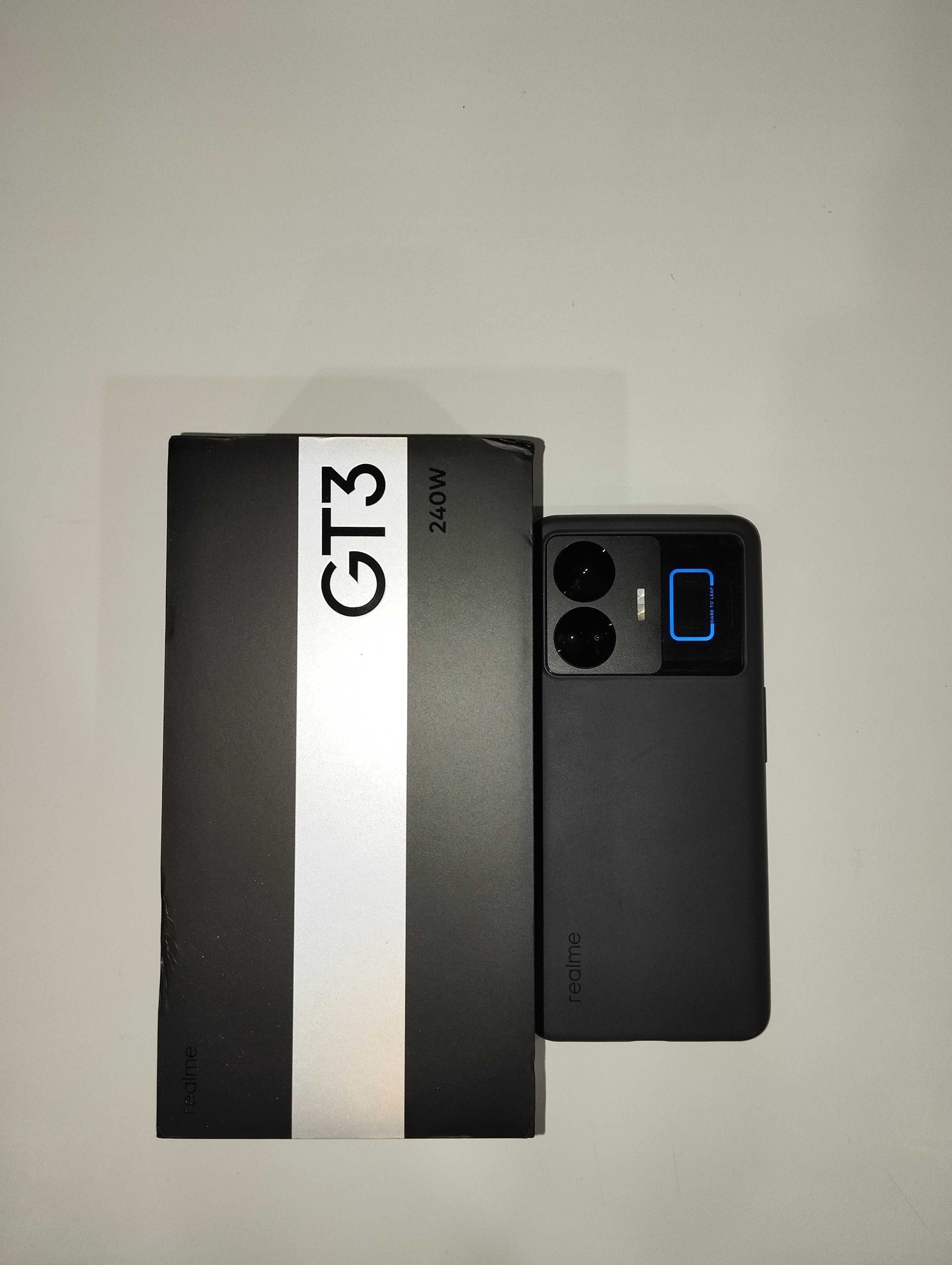 Realme GT3  240W 1Tb