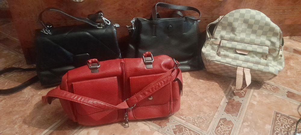 Сумки женские срочна