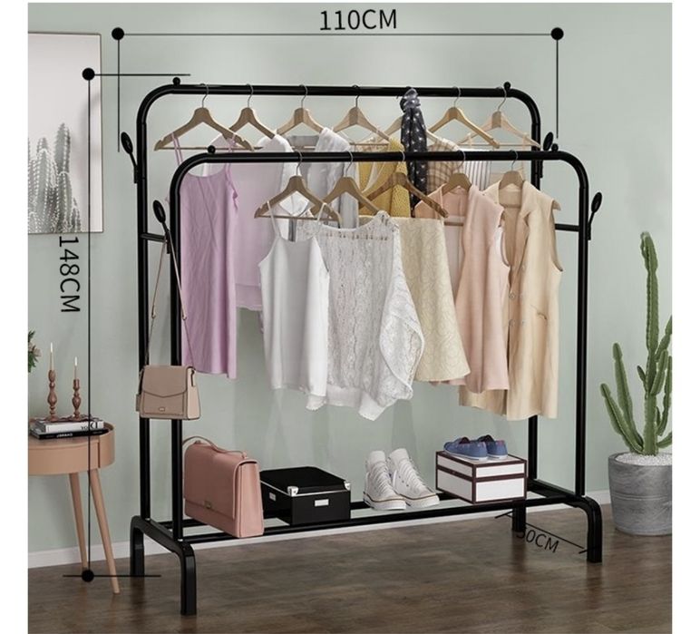 Вещалка напольная в отличном состояни