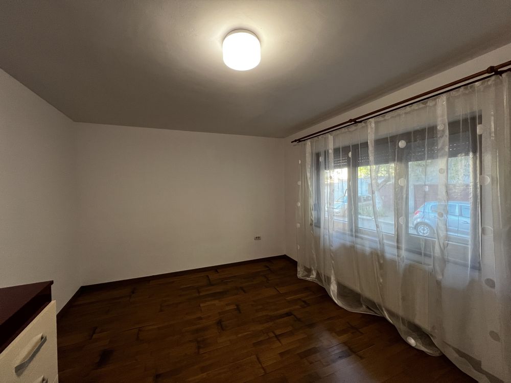Inchiriez Apartament 3 Camere | Podgoria | Recent Renovat