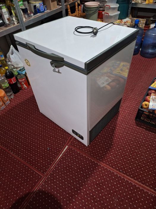 Vând lada frigorifica LDK BD-150