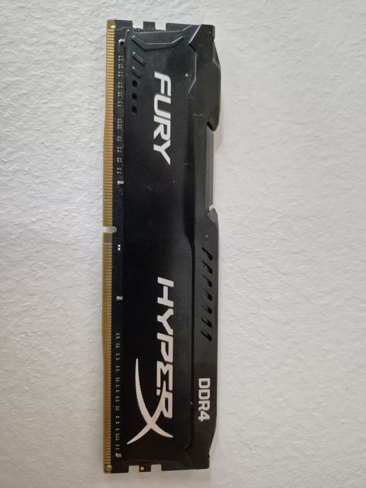 Memorie 8gb DDR4 Hiperx Fury (1x8g)b)