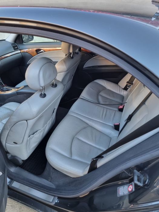 Mercedes-Benz E270 W211