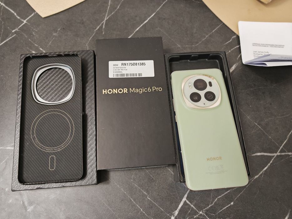Vand /schimb Honor Magic 6 Pro NOU 512Gb 12Gb Ram+ wireless +Earbuds N