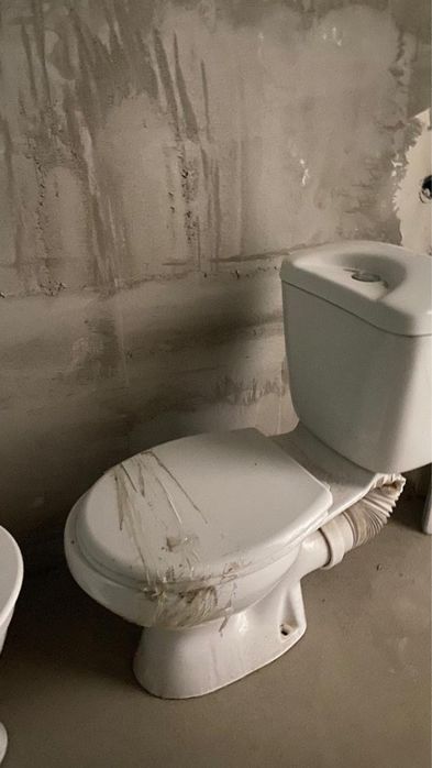 Унитазы б/у по 8000