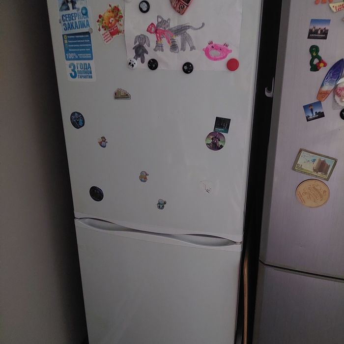 Продам холодильник