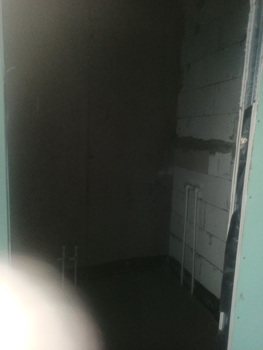 Обменяю 3х ком 77 кв в  Бектемирском районе на2х ком или 1ком кв