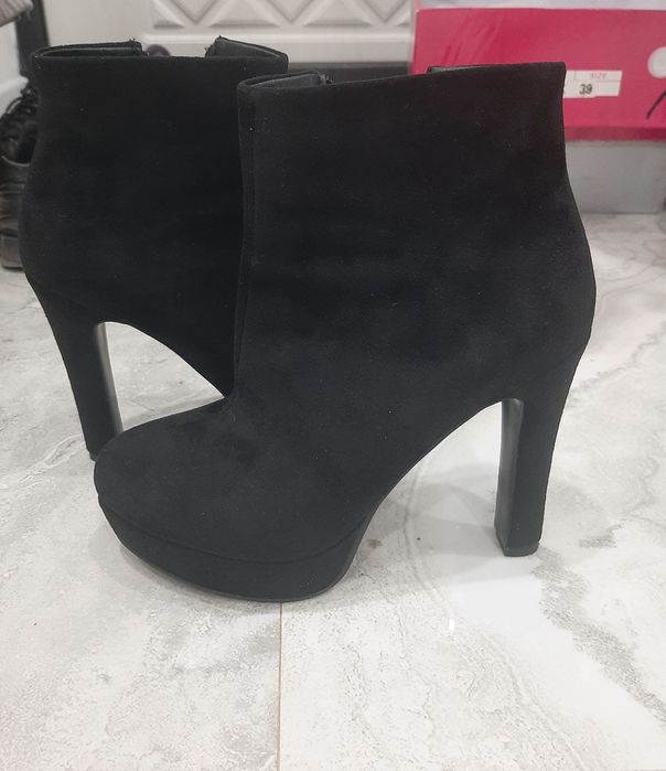 Продам ботильоны