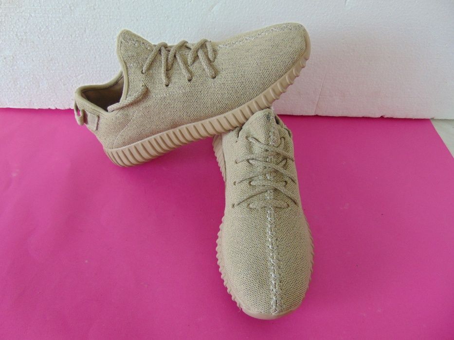 НОВИ Adidas Yeezy Boost 350 Oxford Tan номер 42 Оригинални маратонки