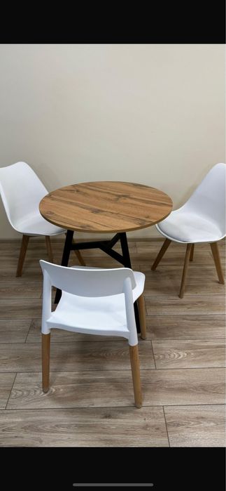 Столы и стулья срочно