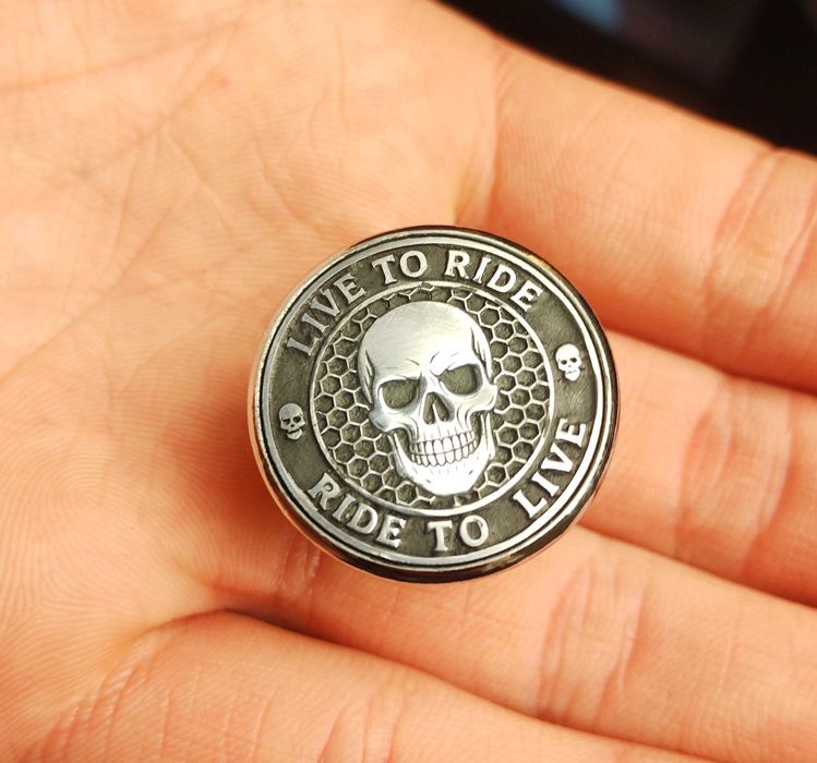 Болт за седалката на Харлей. Harley Davidson 1/4-20 резба