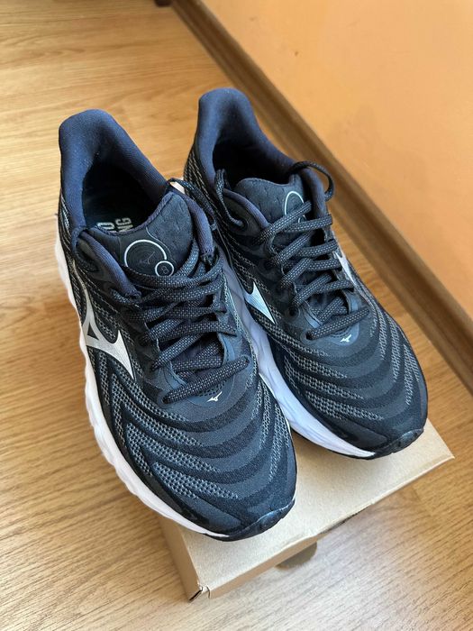 Дамски оригинални маратонки Mizuno