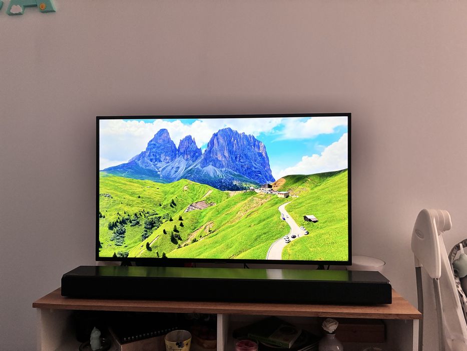 Samsung smart TV 108” UHD UE43NU7192U