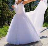 Rochie de mireasă + crinolină